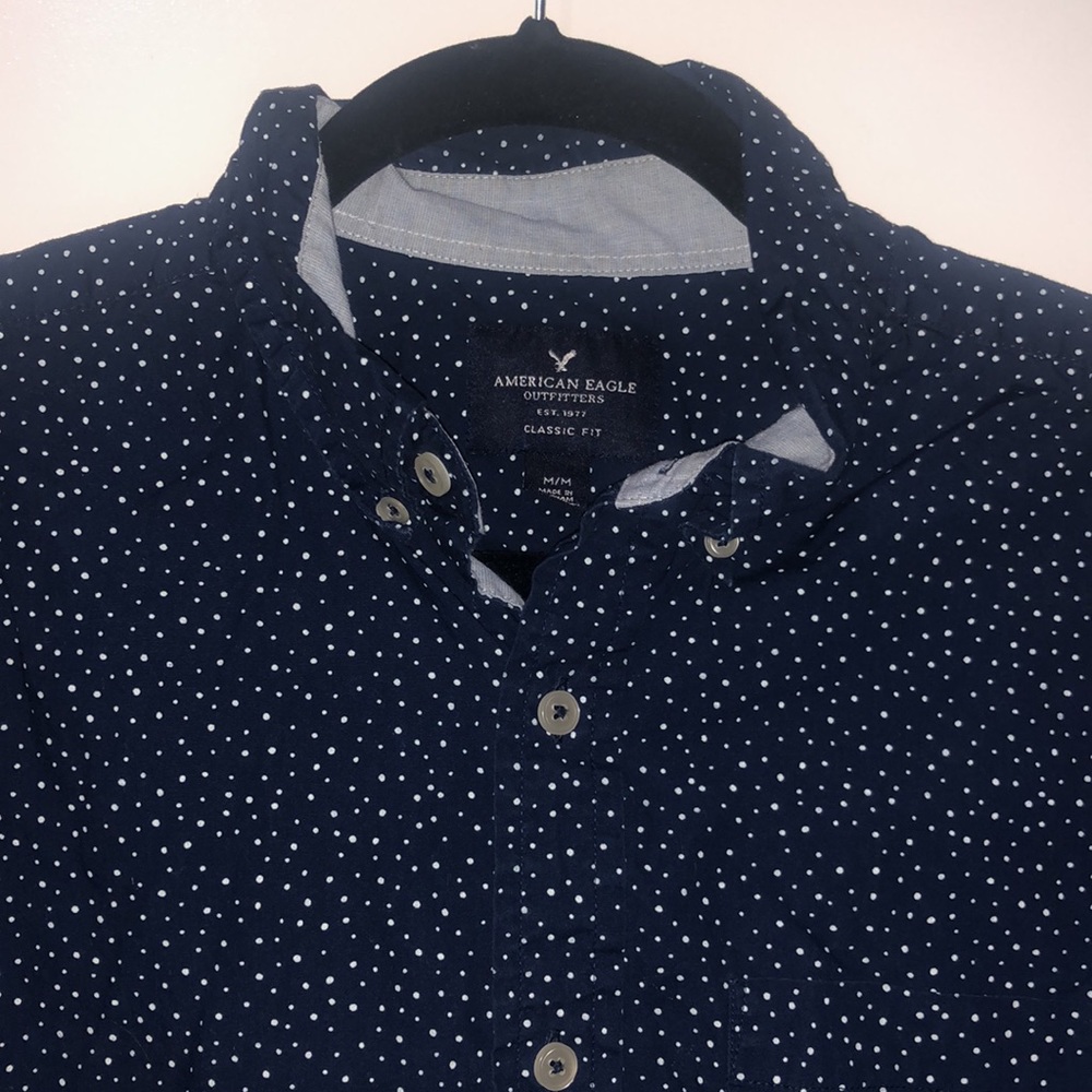Aeo Navy W/ White Pattern Button Down - image 2